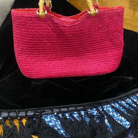 Real Vintage : Red wicker with Bamboo handles - Picture 2 of 6